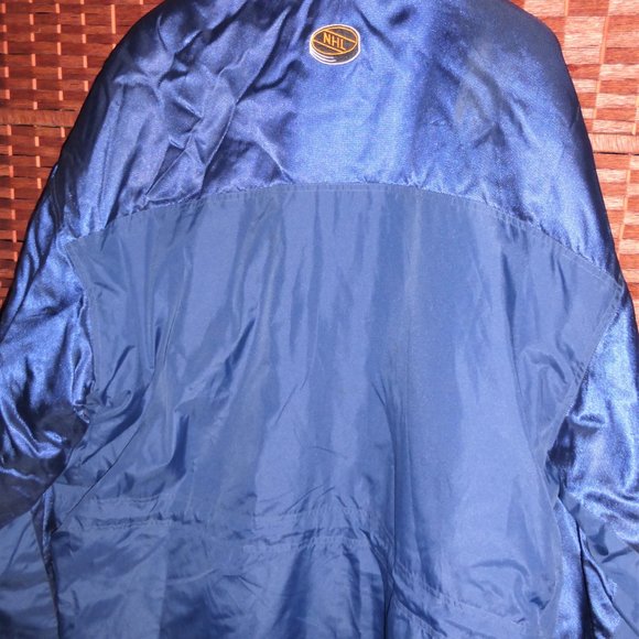 ST2  XXL TORONTO MAPLE LEAFS Men's Puma Jacket NHL Jacket Windbreaker Men's Coat - Picture 10 of 10